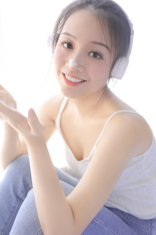 乌克兰美女发工资